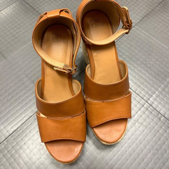 TIME & TRU WOMENS CAMEL TAN WEDGE SHOES SIZE 8.5M - Picture 5 of 10